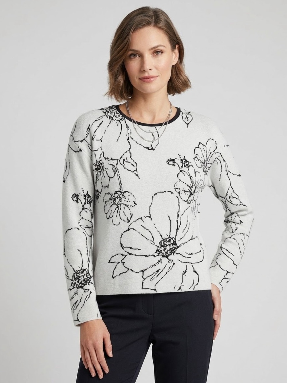 TAHARI Floral Jacquard Knit Sweater Back Button Cardigan Medium White Black